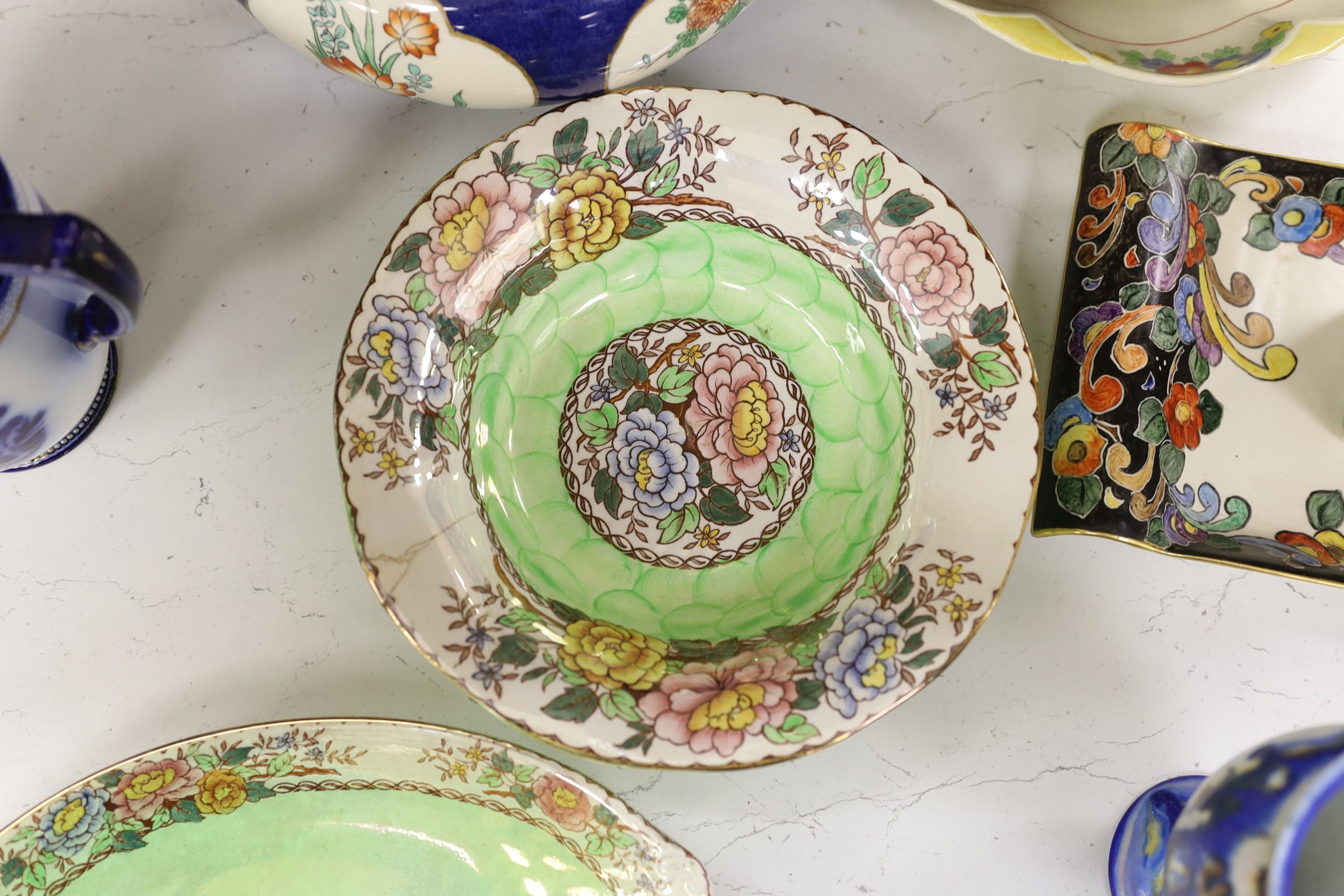 A group of mixed Maling ware, Carlton ware and a Doulton ‘Minden’ dish - D5334